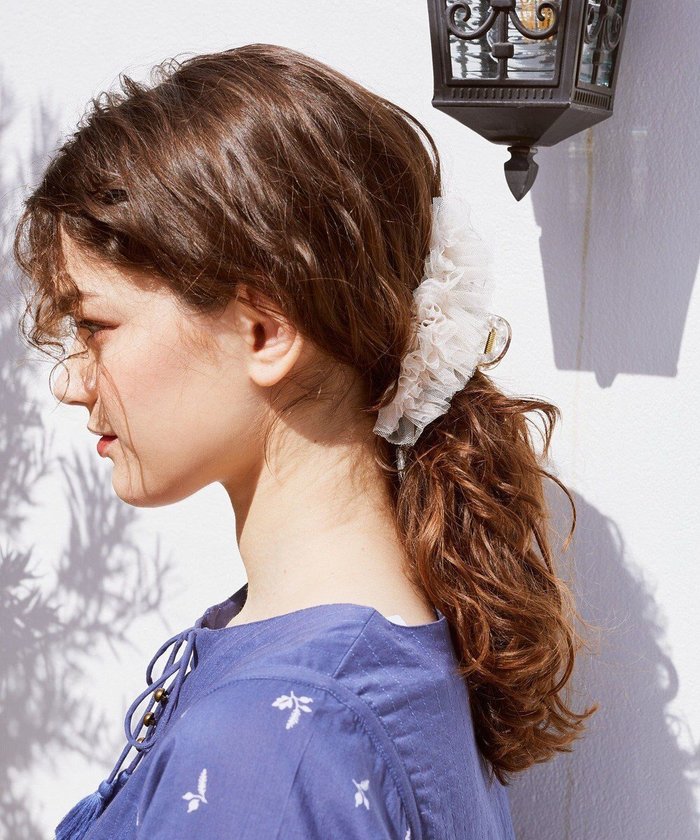 【メゾンドフルール/Maison de FLEUR】のチュールビジューバンスクリップ インテリア・キッズ・メンズ・レディースファッション・服の通販 founy(ファニー) https://founy.com/ ファッション Fashion レディースファッション WOMEN シュシュ / ヘアアクセ Hair Accessories おすすめ Recommend アクセサリー Accessories バレッタ Valletta パーティ Party メタル Metal ワンポイント One Point |ID: prp329100004481540 ipo3291000000031593674