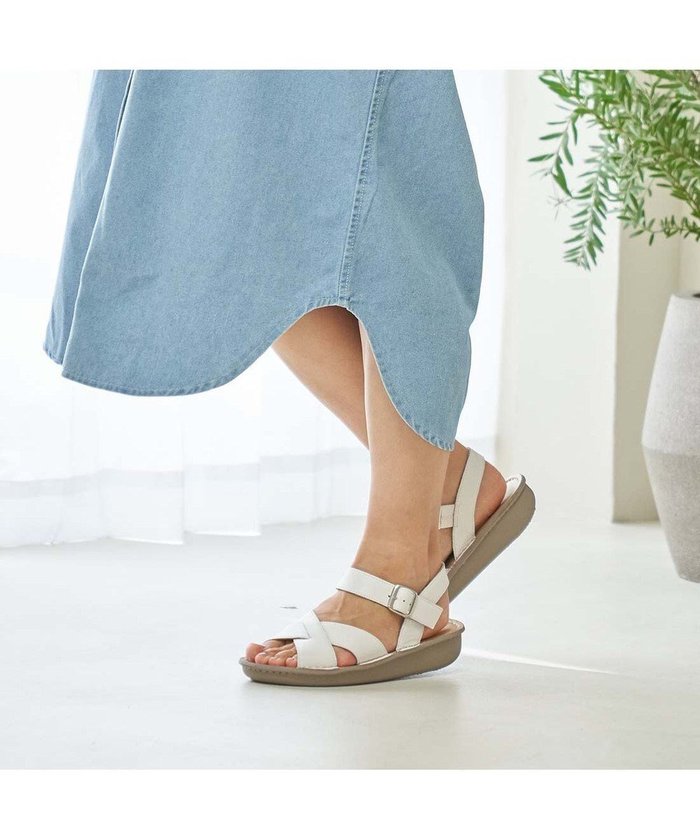 【イング/ing】のing 【WEB限定】【3E】クロスデザインサンダル インテリア・キッズ・メンズ・レディースファッション・服の通販 founy(ファニー) https://founy.com/ ファッション Fashion レディースファッション WOMEN ウェッジ Wedge 厚底 Platforms 春 Spring クッション Cushion サンダル Sandals シューズ Shoes シンプル Simple トレンド Trend 定番 Standard バランス Balance ベーシック Basic ラップ Wrap S/S・春夏 Ss・Spring/Summer 夏 Summer エレガント 上品 Elegant |ID: prp329100004482009 ipo3291000000031597091