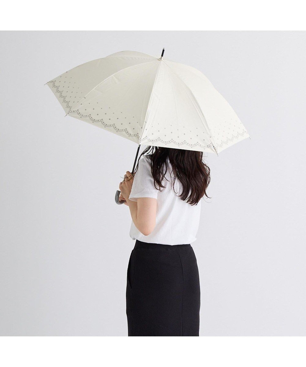 【ムーンバット/MOONBAT】の晴雨兼用日傘 長傘 スカラ刺繍柄プリント/遮光 遮熱 UV インテリア・キッズ・メンズ・レディースファッション・服の通販 founy(ファニー) 　ファッション　Fashion　レディースファッション　WOMEN　傘 / レイングッズ　Umbrellas/Rainwear　ビジネス 仕事 通勤　Business　プリント　Print　傘　Umbrella　日傘　Parasol　オフホワイト|ID: prp329100004482609 ipo3291000000031979006