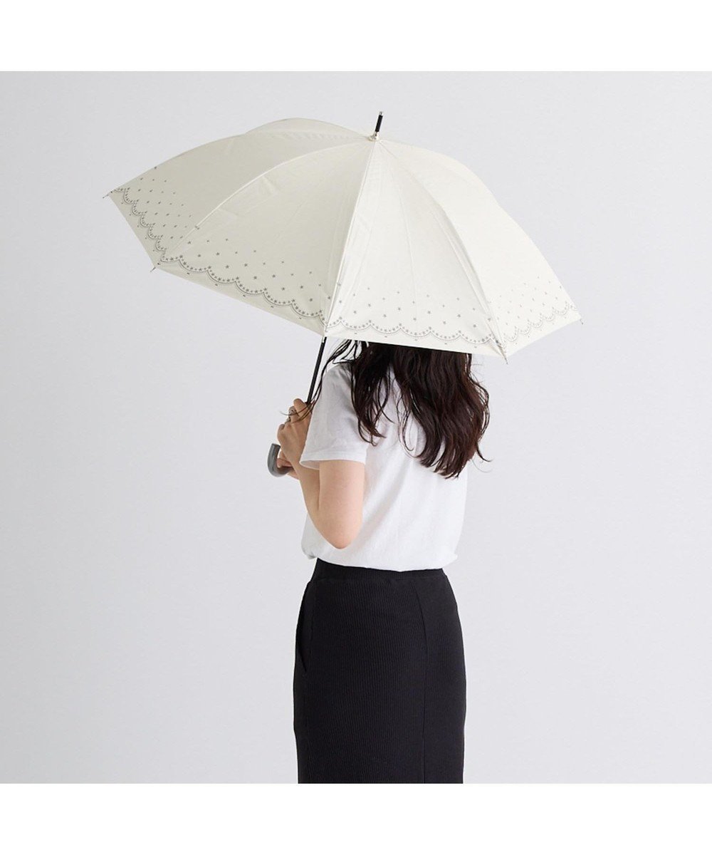 【ムーンバット/MOONBAT】の晴雨兼用日傘 長傘 スカラ刺繍柄プリント/遮光 遮熱 UV インテリア・キッズ・メンズ・レディースファッション・服の通販 founy(ファニー) 　ファッション　Fashion　レディースファッション　Fashion for Women　レイングッズ・傘・晴雨兼用傘　Umbrellas & Rain Gear　ビジネス 仕事 通勤　Business / Work / Commuting　プリント　Print, Printed Pattern　傘　Umbrella, Parasol　日傘　Parasol, UV Umbrella　オフホワイト|ID: prp329100004482609 ipo3291000000032747273