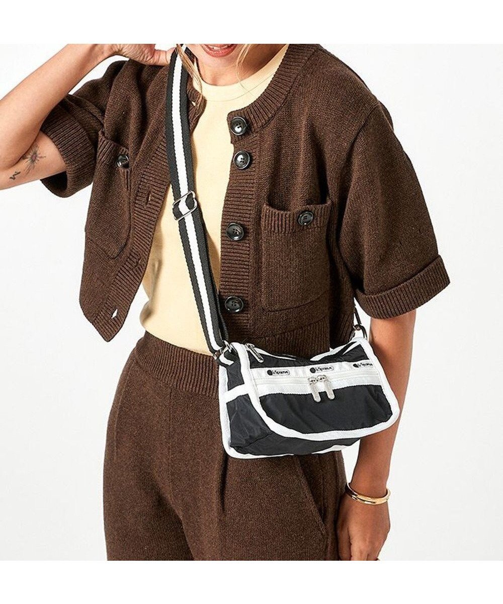【レスポートサック/LeSportsac】のSMALL LOAF CROSSBODY/スペクテイターブラック インテリア・キッズ・メンズ・レディースファッション・服の通販 founy(ファニー) 　ファッション　Fashion　レディースファッション　WOMEN　アウトドア　Outdoor　ウォレット　Wallet　コンパクト　Compact　軽量　Lightweight　ショルダー　Shoulder　シンプル　Simple　スポーツ　Sports　スポーティ　Sporty　スマホ　Smartphone　財布　Wallet　ハンドバッグ　Handbag　プリント　Print　ポケット　Pocket　ポシェット　Pochette　ポーチ　Pouch　無地　Plain Color　おすすめ　Recommend　旅行　Travel　ビジネス 仕事 通勤　Business　スペクテイターブラック|ID: prp329100004483153 ipo3291000000031988885