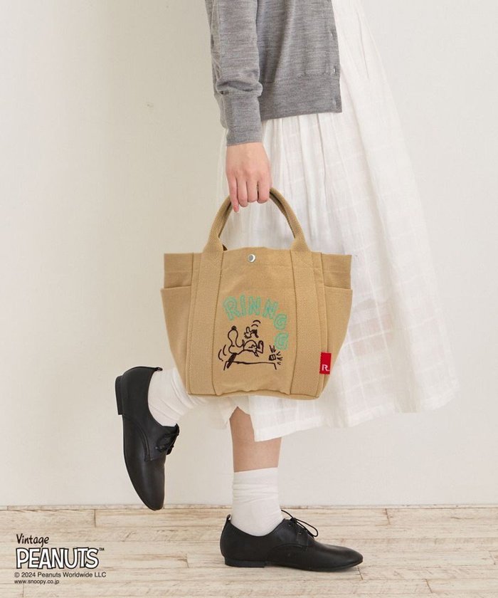 【ルートート/ROOTOTE】の8387【スヌーピー】IP.デリ.ピーナッツ-9L インテリア・キッズ・メンズ・レディースファッション・服の通販 founy(ファニー) https://founy.com/ ファッション Fashion レディースファッション Fashion for Women バッグ Bags カメラ Camera Accessories キャンバス Canvas, Canvas Fabric 財布 Wallet, Purse フォルム Silhouette, Form ポケット Pocket, Pocket Detail ポーチ Pouch, Small Case 新作・新入荷 New Arrivals / New In |ID: prp329100004483296 ipo3291000000033515645