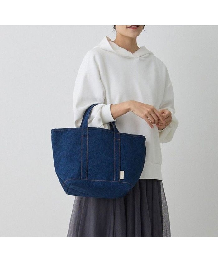 【ルートート/ROOTOTE】の1049【舟型フォルム】 SN.ミディアム.デニム-A インテリア・キッズ・メンズ・レディースファッション・服の通販 founy(ファニー) https://founy.com/ ファッション Fashion レディースファッション WOMEN バッグ Bag カメラ Camera 傘 Umbrella シンプル Simple 財布 Wallet チャーム Charm デニム Denim バランス Balance フォルム Form ポケット Pocket ポーチ Pouch |ID: prp329100004483631 ipo3291000000031833220