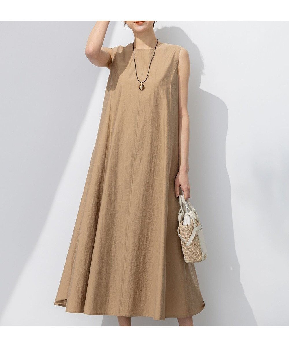 【23区/NIJYUSANKU】の【洗える】MANTECO ブライトワッシャー ワンピース 人気、トレンドファッション・服の通販 founy(ファニー) 　ファッション　Fashion　レディースファッション　Fashion for Women　ワンピース　Dresses　イタリア　Italy　エレガント 上品　Elegant　春　Spring　洗える　Machine Washable　カッティング　Cutting Detail　コンパクト　Compact, Small Size　シンプル　Simple, Minimal　ジャケット　Jacket, Outerwear　セットアップ　Set-Up, Coordinated Outfit　雑誌　Magazine, Fashion Magazine　ノースリーブ　Sleeveless, No-Sleeve　フレア　Flare, Flared　ワイド　Wide, Wide Fit　S/S・春夏　SS, Spring/Summer, Warm Season　夏　Summer　2025年　2025　2025春夏・S/S　Spring/Summer 2025 SS25　 other-1|ID: prp329100004484204 ipo3291000000033590914