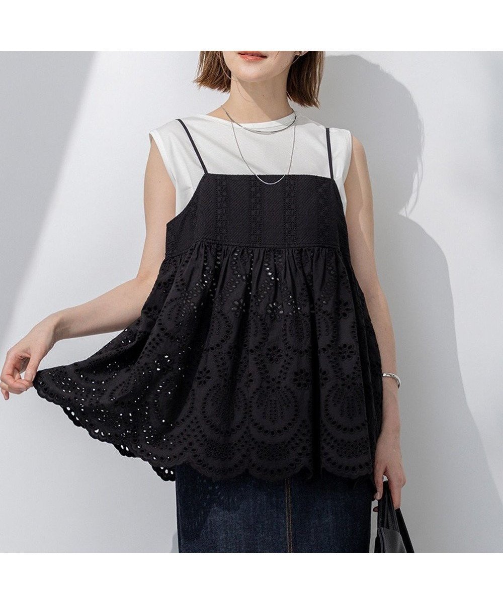 【23区/NIJYUSANKU】の【洗える】コットンエンブロイダリー キャミソール 人気、トレンドファッション・服の通販 founy(ファニー) 　ファッション　Fashion　レディースファッション　Fashion for Women　トップス・カットソー　Cut & Sew Tops　キャミソール&ノースリーブ　Camisoles & Sleeveless Tops　シャツ・ブラウス・オフィスカジュアル　Elegant Blouses & Button-Ups　春　Spring　洗える　Machine Washable　カーディガン　Cardigan, Knitwear　キャミソール　Camisole, Spaghetti Strap Top　コンパクト　Compact, Small Size　スカラップ　Scallop, Scalloped Edge　ストライプ　Stripe, Striped Pattern　透かし　Cut-Out, Lacework　トレンド　Trend, Trending Now　レース　Lace, Lace Fabric　S/S・春夏　SS, Spring/Summer, Warm Season　夏　Summer　2025年　2025　2025春夏・S/S　Spring/Summer 2025 SS25　 other-1|ID: prp329100004484213 ipo3291000000033643498