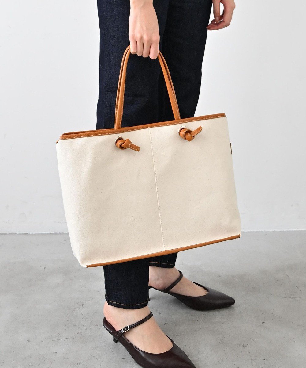 【エクエル ル スティル デヴィ/Hekher Le Style de Vie】の【日本製 / A4サイズ対応/2WAY】コットンキャンバス×シュリンクレザー ノットトートバッグ large インテリア・キッズ・メンズ・レディースファッション・服の通販 founy(ファニー) 　ファッション　Fashion　レディースファッション　WOMEN　バッグ　Bag　エレガント 上品　Elegant　キャンバス　Canvas　財布　Wallet　ハンド　Hand　ハンドバッグ　Handbag　フィット　Fit　ポケット　Pocket　日本製　Made In Japan　セレモニー　Ceremony　ビジネス 仕事 通勤　Business　キャメル|ID: prp329100004484298 ipo3291000000032264059