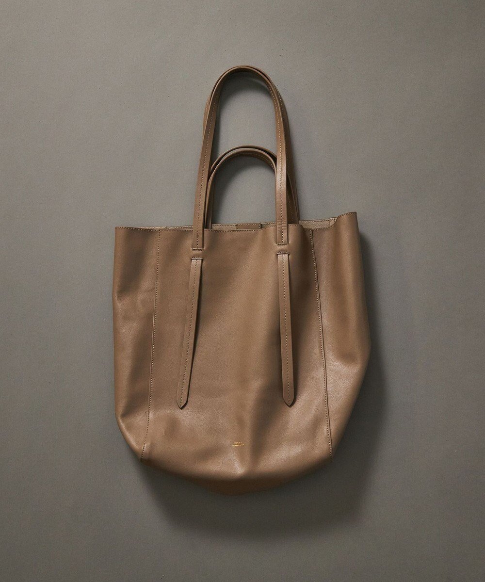 【23区/NIJYUSANKU】の【CLASSY.6月号掲載/Oggi4月号掲載】レザートートバッグ インテリア・キッズ・メンズ・レディースファッション・服の通販 founy(ファニー) 　雑誌掲載アイテム　Magazine Items　ファッション雑誌　Fashion Magazines　オッジ　Oggi　クラッシィ　CLASSY.　ファッション　Fashion　レディースファッション　WOMEN　バッグ　Bag　4月号　April Issue　シンプル　Simple　雑誌　Magazine　プリント　Print　ベーシック　Basic　ポケット　Pocket　6月号　June Issue　再入荷　Restock/Back In Stock/Re Arrival　2024年　2024　2024春夏・S/S　Ss,Spring/Summer,2024　モカ|ID: prp329100004485341 ipo3291000000031983979