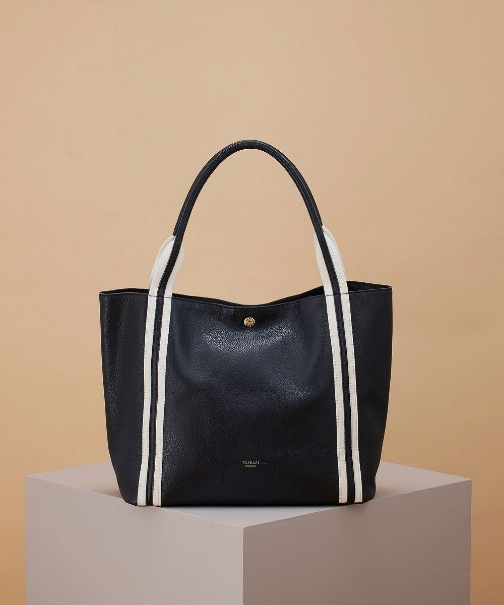 【トプカピ/TOPKAPI】の【TREASURE TOPKAPI】ソフトシュリンク テープコンビ A4 トート バッグ インテリア・キッズ・メンズ・レディースファッション・服の通販 founy(ファニー) 　ファッション　Fashion　レディースファッション　Ladies' Fashion Online　バッグ　Bag　おすすめ　Recommend　コンビ　Combination　シンプル　Simple　スポーティ　Sporty　ポケット　Pocket　人気　Popularity　定番　Standard　ビジネス 仕事 通勤　Business　ブラック|ID: prp329100004485383 ipo3291000000032514201