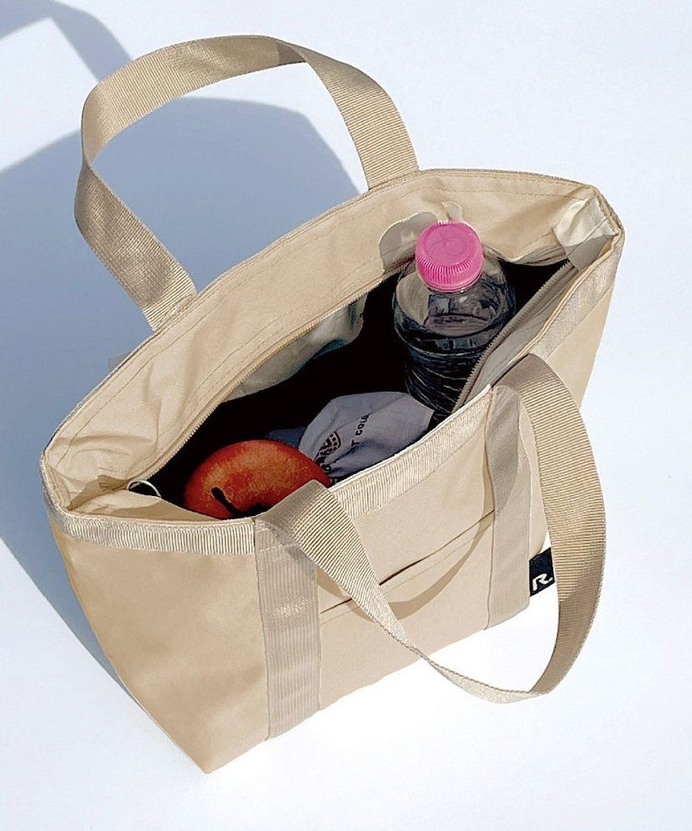 【ルートート/ROOTOTE】の6420【簡易保冷】PT.サーモキーパーランチ.ベーシック-D インテリア・キッズ・メンズ・レディースファッション・服の通販 founy(ファニー) 　ファッション　Fashion　レディースファッション　WOMEN　インナー　Inner　洗える　Washable　カメラ　Camera　クッション　Cushion　クール　Cool　軽量　Lightweight　デザート　Dessert　ベーシック　Basic　ボックス　Box　ポケット　Pocket　メッシュ　Mesh　NEW・新作・新着・新入荷　New Arrivals　02:ベージュ|ID: prp329100004485761 ipo3291000000031951605
