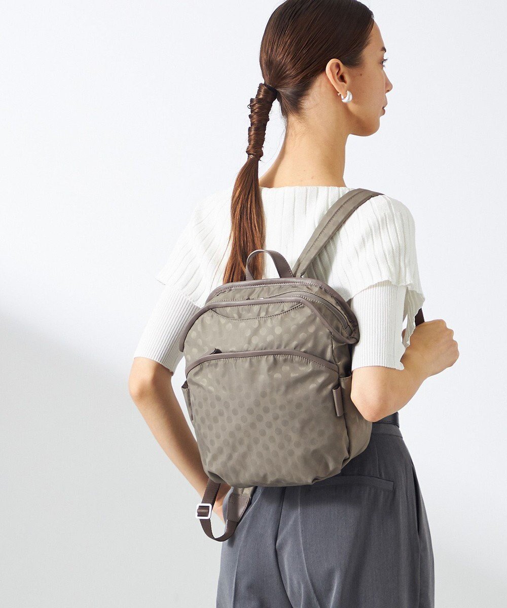【イザック/Y'SACCS】のPolka Dots パイピングポケットコンパクトリュック 人気、トレンドファッション・服の通販 founy(ファニー) 　ファッション　Fashion　レディースファッション　Ladies' Fashion Online　バッグ　Bag　コンパクト　Compact　傘　Umbrella　ジャカード　Jacquard　スマート　Smart　財布　Wallet　ダブル　Double　トラベル　Travel　ドット　Dot　パイピング　Piping　フロント　Front　ポケット　Pocket　ポーチ　Pouch　マグネット　Magnet　リュック　Ruck Sack　 other-1|ID: prp329100004485966 ipo3291000000032598532