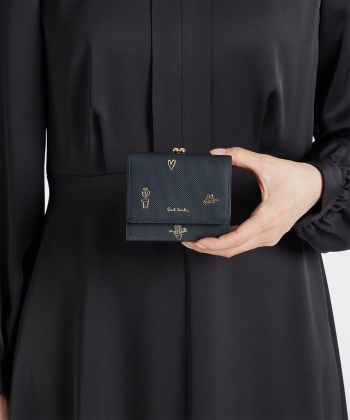 【ポール スミス/Paul Smith】のミックスドゥードゥル 3つ折りがま口財布 インテリア・キッズ・メンズ・レディースファッション・服の通販 founy(ファニー) https://founy.com/ ファッション Fashion レディースファッション WOMEN 財布 Wallets ネコ Cat フラワー Flower ポケット Pocket モチーフ Motif ワンポイント One Point 財布 Wallet |ID: prp329100004487030 ipo3291000000031832889