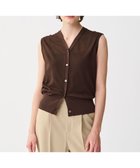 【アンクレイヴ/uncrave】の【接触冷感・手洗い可】シアーニット ノースリーブベスト 人気、トレンドファッション・服の通販 founy(ファニー) ファッション Fashion レディースファッション Fashion for Women アウター Coat / Outerwear Collection トップス・カットソー Cut & Sew Tops ニット Knit Tops & Sweaters キャミソール&ノースリーブ Camisoles & Sleeveless Tops ベスト&ジレ / 重ね着スタイル Vests & Gilets 春 Spring カーディガン Cardigan, Knitwear ノースリーブ Sleeveless, No-Sleeve ベスト Vest, Waistcoat S/S・春夏 SS, Spring/Summer, Warm Season 夏 Summer thumbnail ブラウン|ID: prp329100004487189 ipo3291000000033281341