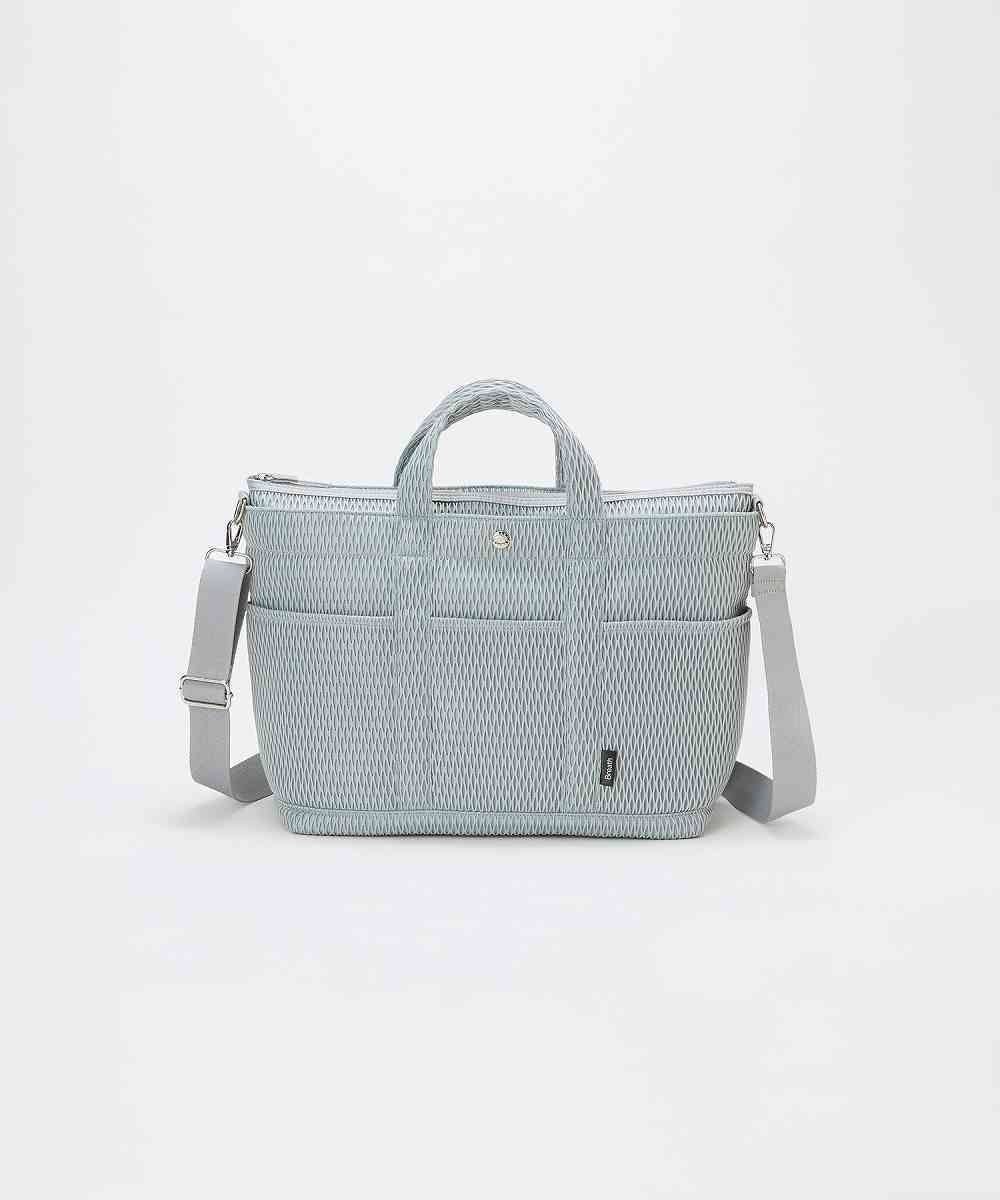 【トプカピ/TOPKAPI】の【Breath TOPKAPI】ポリメッシュ ショルダー付き A4 トートバッグ インテリア・キッズ・メンズ・レディースファッション・服の通販 founy(ファニー) 　ファッション　Fashion　レディースファッション　WOMEN　バッグ　Bag　おすすめ　Recommend　ショルダー　Shoulder　チャーム　Charm　パイピング　Piping　メッシュ　Mesh　ビジネス 仕事 通勤　Business　ライトグレー|ID: prp329100004487636 ipo3291000000031832062