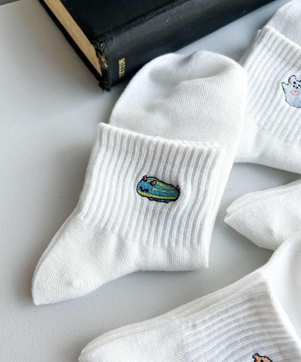 【ウィゴー/WEGO】のアニマル刺繍アンクル底パイルソックス インテリア・キッズ・メンズ・レディースファッション・服の通販 founy(ファニー) 　ファッション　Fashion　レディースファッション　WOMEN　ソックス　Socks　レッグウェア　Legwear　おすすめ　Recommend　アニマル　Animal　アンクル　Uncle　スニーカー　Sneakers　スマホ　Smartphone　ソックス　Socks　ワンポイント　One Point　再入荷　Restock/Back In Stock/Re Arrival　柄4|ID: prp329100004489051 ipo3291000000031979339