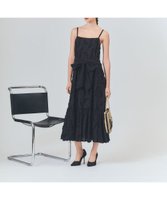 【グレース コンチネンタル/GRACE CONTINENTAL】のフラワーembキャミドレス 人気、トレンドファッション・服の通販 founy(ファニー) ファッション Fashion レディースファッション WOMEN ワンピース Dress ドレス Party Dresses 春 Spring シアー Sheer フラワー Flower ボタニカル Botanical ラグジュアリー Luxury リボン Ribbon リラックス Relax S/S・春夏 Ss・Spring/Summer おすすめ Recommend 夏 Summer |ID:prp329100004489094