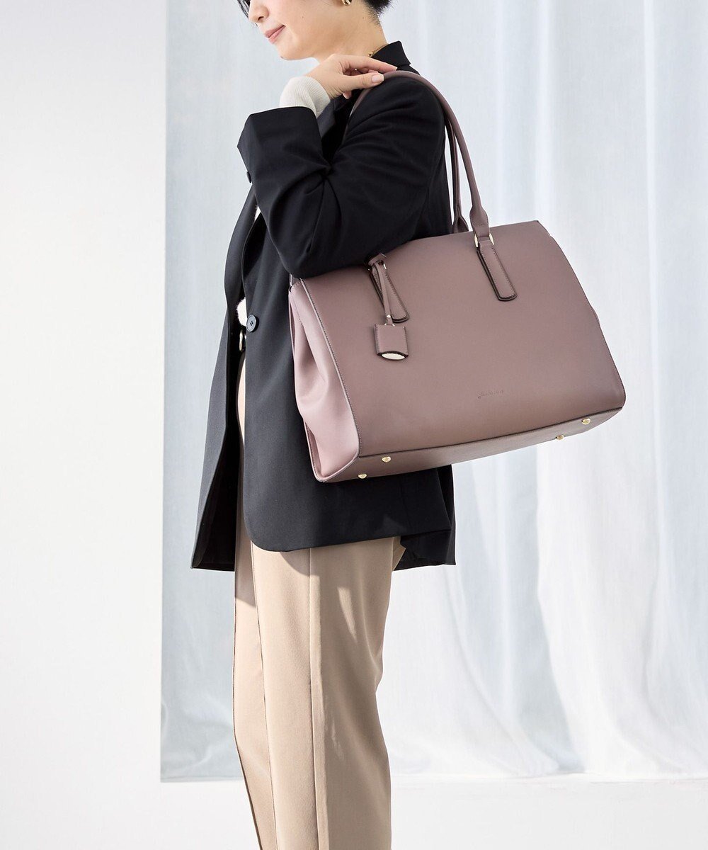 【エースバッグズアンドラゲッジ/ACE BAGS & LUGGAGE】の【PCケース付・A4収納】Jewelna Rose OLバッグ エト トートバッグ 横型 11931 ジュエルナローズ 通勤 インテリア・キッズ・メンズ・レディースファッション・服の通販 founy(ファニー) 　ファッション　Fashion　レディースファッション　WOMEN　バッグ　Bag　アクセサリー　Accessories　チェック　Check　チャーム　Charm　フラップ　Flap　ボックス　Box　ポケット　Pocket　マグネット　Magnet　リュック　Ruck Sack　ワーク　Work　おすすめ　Recommend　ビジネス 仕事 通勤　Business　ダスティピンク|ID: prp329100004493017 ipo3291000000031988717