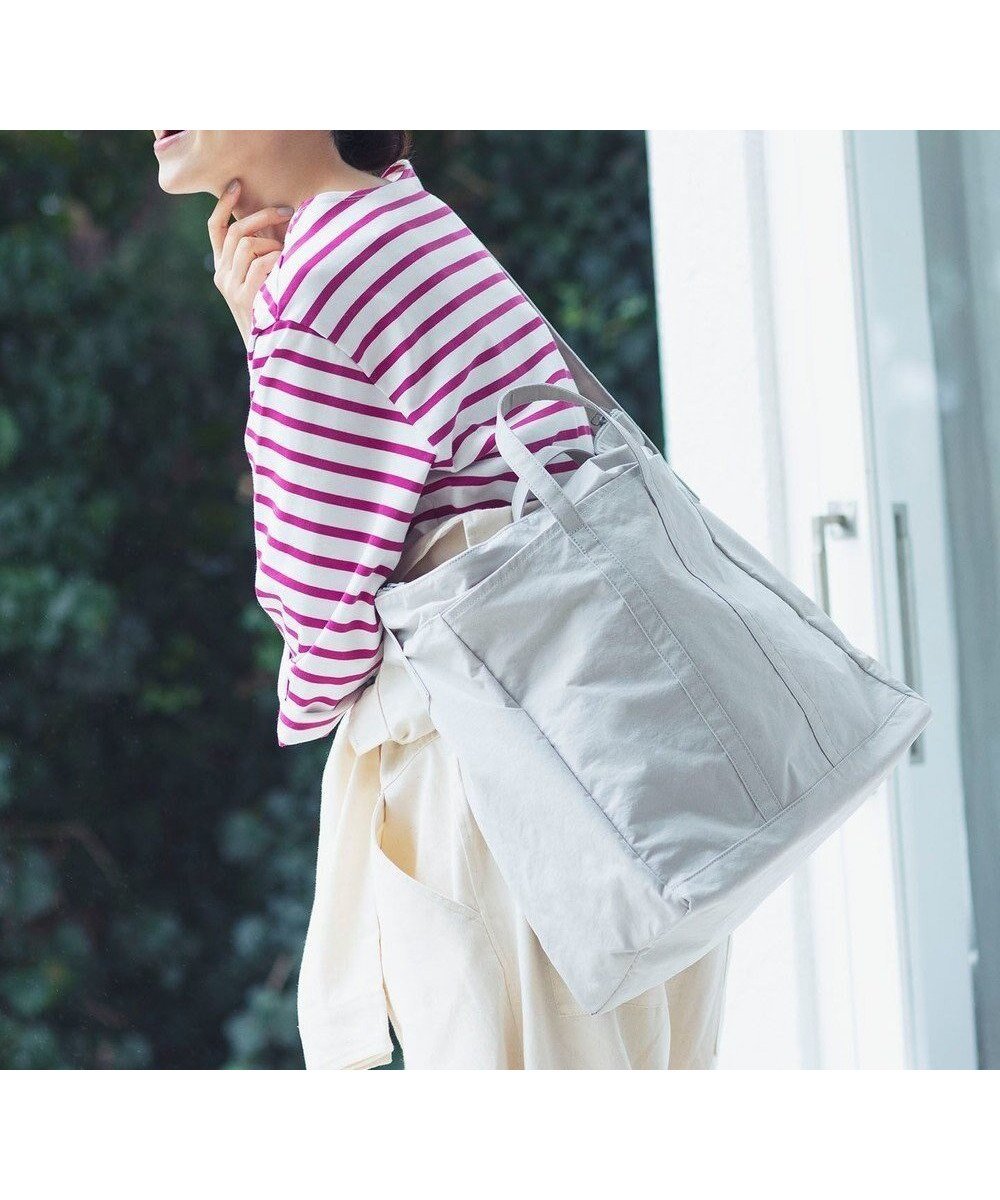 【ニジュウ カノウ/NIZYU KANO】の【はまじコラボ】Airyトート Lサイズ 人気、トレンドファッション・服の通販 founy(ファニー) 雑誌掲載アイテム Magazine Picks & Fashion Features ファッション雑誌 Fashion Magazines リー LEE ファッション Fashion レディースファッション Fashion for Women バッグ Bags アウトドア Outdoor Clothing コラボ Collaboration, Collab 7月号 July Issue ショルダー Shoulder, Shoulder Strap シンプル Simple, Minimal 雑誌 Magazine, Fashion Magazine ハンカチ Handkerchief, Hanky ポケット Pocket, Pocket Detail メッシュ Mesh, Net Fabric おすすめ Recommended / Our Picks 旅行 Travel ビジネス 仕事 通勤 Business / Work / Commuting other-1|ID: prp329100004493761 ipo3291000000034331844