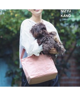 【ニジュウ カノウ/NIZYU KANO】の【はまじコラボ】Airyトート Sサイズ【軽量/撥水】 人気、トレンドファッション・服の通販 founy(ファニー) 雑誌掲載アイテム Magazine Items ファッション雑誌 Fashion Magazines リー LEE ファッション Fashion レディースファッション WOMEN バッグ Bag コラボ Collaboration コンパクト Compact 軽量 Lightweight ショルダー Shoulder シンプル Simple 雑誌 Magazine ハンカチ Handkerchief ポケット Pocket メッシュ Mesh |ID:prp329100004493765