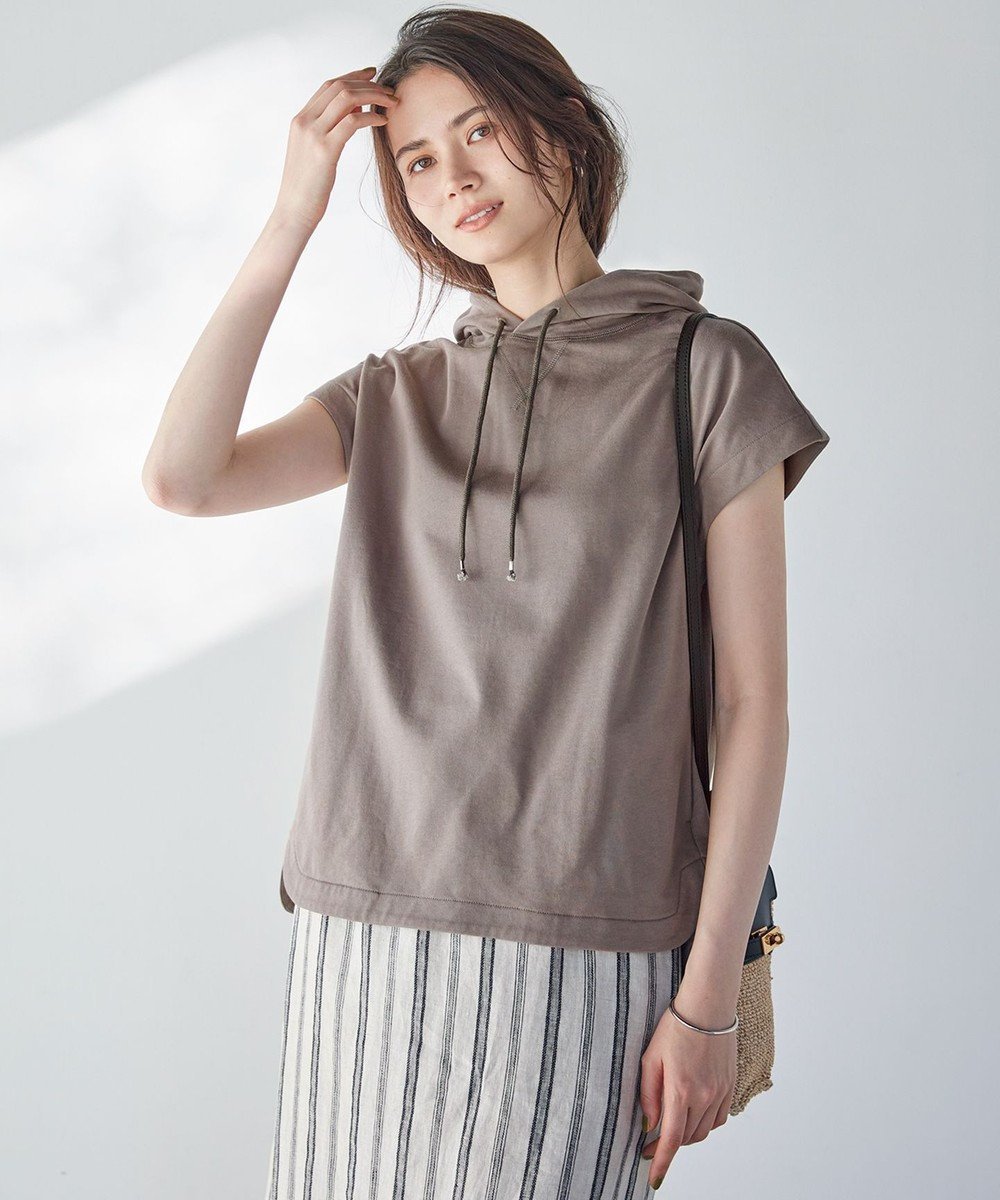 【23区/NIJYUSANKU】の【SLOW/一部店舗限定】コンパクトインレー フレンチスリーブ フーディー インテリア・キッズ・メンズ・レディースファッション・服の通販 founy(ファニー) 　ファッション　Fashion　レディースファッション　WOMEN　トップス・カットソー　Tops/Tshirt　シャツ/ブラウス　Shirts/Blouses　ロング / Tシャツ　T-Shirts　カットソー　Cut and Sewn　インナー　Inner　春　Spring　カットソー　Cut And Sew　コンパクト　Compact　ジャケット　Jacket　スリーブ　Sleeve　ティアードスカート　Tiered Skirt　フレンチ　French　S/S・春夏　Ss・Spring/Summer　夏　Summer　2024年　2024　2024春夏・S/S　Ss,Spring/Summer,2024　グレージュ|ID: prp329100004494134 ipo3291000000031972462