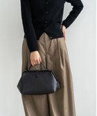 【アトリエヌウ/Atelier nuu】の【定番シリーズ/国内生産】parcel mist ミニダレス バッグ 人気、トレンドファッション・服の通販 founy(ファニー) ファッション Fashion レディースファッション Fashion for Women バッグ Bags イタリア Italy ショルダー Shoulder, Shoulder Strap 財布 Wallet, Purse 定番 Standard, Basic Item 人気 Popular, Best Seller フレーム Frame, Outline ベーシック Basic, Essential ポケット Pocket, Pocket Detail おすすめ Recommended / Our Picks エレガント 上品 Elegant thumbnail ブラック|ID: prp329100004494742 ipo3291000000033689375