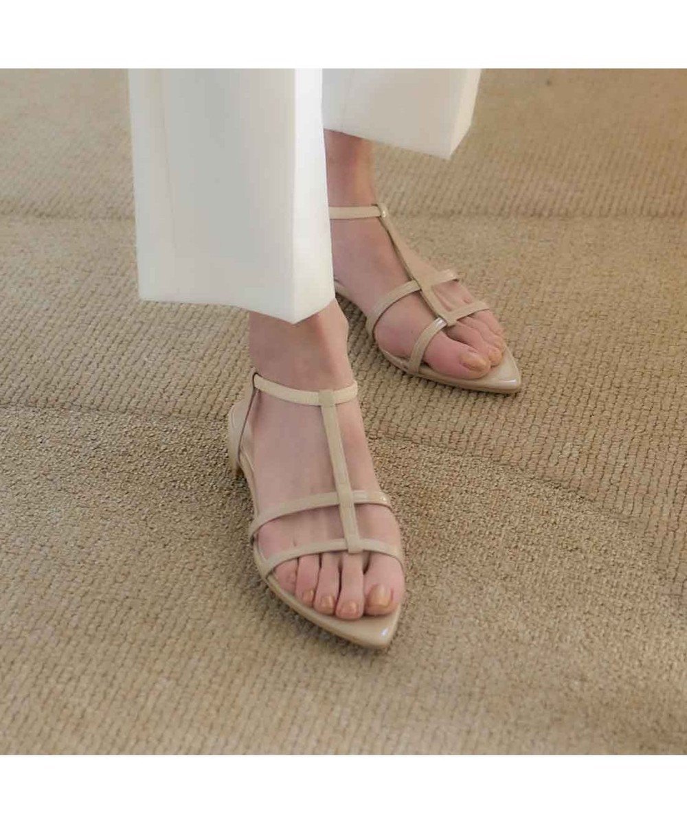 【モード エ ジャコモ/MODE ET JACOMO】のcarino ポインテッドトゥTストラップサンダル 人気、トレンドファッション・服の通販 founy(ファニー) 　ファッション　Fashion　レディースファッション　WOMEN　クール　Cool　サンダル　Sandals　シャーリング　Shirring　シューズ　Shoes　シンプル　Simple　スタイリッシュ　Stylish　ストラップサンダル　Strap Sandals　フェミニン　Feminine　ラップ　Wrap　リゾート　Resort　エレガント 上品　Elegant　夏　Summer　旅行　Travel　春　Spring　S/S・春夏　Ss・Spring/Summer　軽量　Lightweight　 other-1|ID: prp329100004494829 ipo3291000000031700617