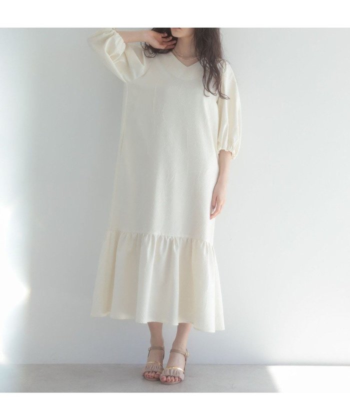 【グリーンパークス/Green Parks】のESCAR エンボスVネックワンピース インテリア・キッズ・メンズ・レディースファッション・服の通販 founy(ファニー) https://founy.com/ ファッション Fashion レディースファッション WOMEN ワンピース Dress コンシャス Conscious シャーリング Shirring ティアード Tiered フォルム Form ポケット Pocket 夏 Summer 春 Spring S/S・春夏 Ss・Spring/Summer |ID: prp329100004494982 ipo3291000000031829630