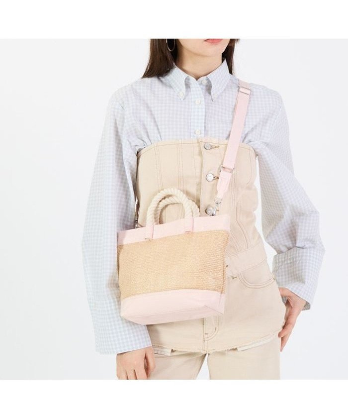 【レスポートサック/LeSportsac】のTOP HANDLE CROSSBODY/ピーチブラッシュラフィア インテリア・キッズ・メンズ・レディースファッション・服の通販 founy(ファニー) https://founy.com/ ファッション Fashion レディースファッション Fashion for Women コンパクト Compact, Small Size 軽量 Lightweight, Ultra Light ショルダー Shoulder, Shoulder Strap 財布 Wallet, Purse トラベル Travel, Travel Gear プリント Print, Printed Pattern ポケット Pocket, Pocket Detail ポシェット Pochette, Mini Bag ミックス Mix, Mixed Style ラフィア Raffia, Natural Straw おすすめ Recommended / Our Picks 旅行 Travel |ID: prp329100004495088 ipo3291000000032743307
