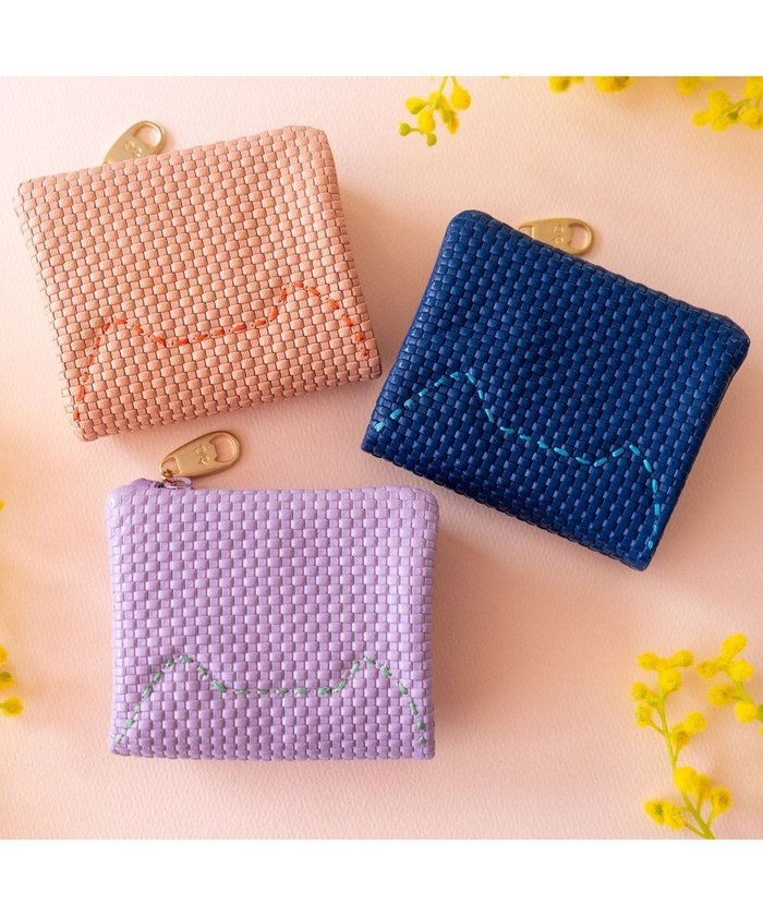 【ツモリチサト キャリー/tsumori chisato CARRY】のエンボスメッシュ 2つ折り財布 スリムタイプ 猫ステッチ インテリア・キッズ・メンズ・レディースファッション・服の通販 founy(ファニー) https://founy.com/ ファッション Fashion レディースファッション WOMEN 財布 Wallets スリム Slim フォルム Form メッシュ Mesh モチーフ Motif ラベンダー Lavender 猫 Cat 財布 Wallet |ID: prp329100004495417 ipo3291000000031831692
