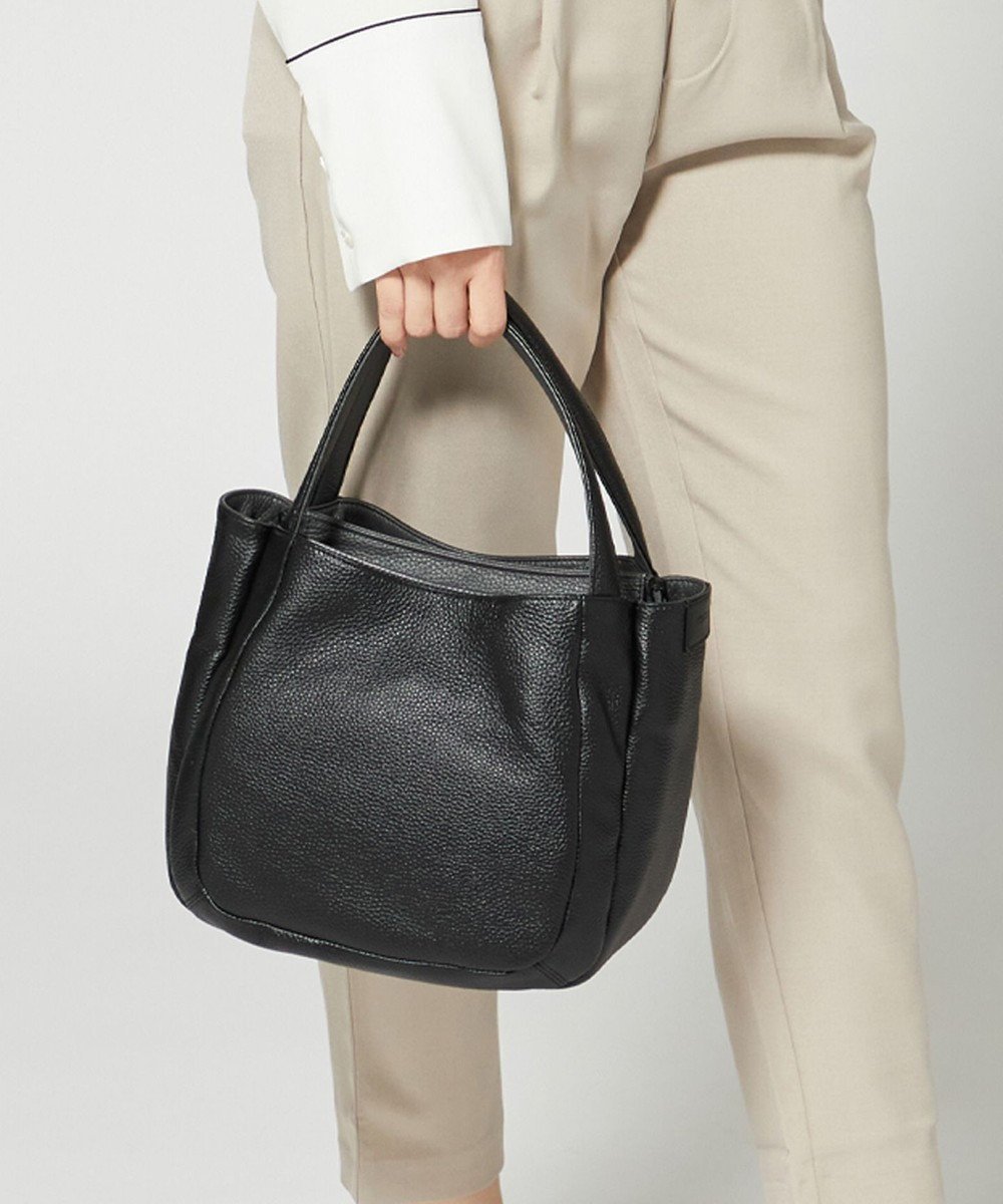 【イザック/Y'SACCS】のシュリンクレザートート Sサイズ 人気、トレンドファッション・服の通販 founy(ファニー) 　ファッション　Fashion　レディースファッション　Fashion for Women　バッグ　Bags　シンプル　Simple, Minimal　スマート　Smart, Elegant　定番　Standard, Basic Item　フォルム　Silhouette, Form　ポケット　Pocket, Pocket Detail　マグネット　Magnet, Magnetic Closure　再入荷　Restock / Back in Stock　ビジネス 仕事 通勤　Business / Work / Commuting　 other-1|ID: prp329100004496280 ipo3291000000033089993