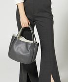 【イザック/Y'SACCS】のシュリンクレザートート Sサイズ 人気、トレンドファッション・服の通販 founy(ファニー) ファッション Fashion レディースファッション Fashion for Women バッグ Bags シンプル Simple, Minimal スマート Smart, Elegant 定番 Standard, Basic Item フォルム Silhouette, Form ポケット Pocket, Pocket Detail マグネット Magnet, Magnetic Closure 再入荷 Restock / Back in Stock ビジネス 仕事 通勤 Business / Work / Commuting thumbnail グレー|ID: prp329100004496280 ipo3291000000033089995