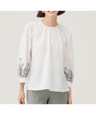 【自由区/JIYU-KU】の【洗える】シアーエンブロイダリープルオーバー ブラウス 人気、トレンドファッション・服の通販 founy(ファニー) ファッション Fashion レディースファッション WOMEN トップス・カットソー Tops/Tshirt シャツ/ブラウス Shirts/Blouses プルオーバー Pullover おすすめ Recommend ギャザー Gather スリーブ Sleeve トレンド Trend バランス Balance ボトム Bottom 再入荷 Restock/Back In Stock/Re Arrival 洗える Washable A/W・秋冬 Aw・Autumn/Winter・Fw・Fall-Winter thumbnail オフ|ID: prp329100004496347 ipo3291000000032226824