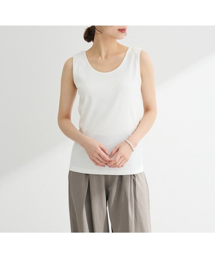 【グリーンパークス/Green Parks】の前後2Way リブタンクトップ インテリア・キッズ・メンズ・レディースファッション・服の通販 founy(ファニー) https://founy.com/ ファッション Fashion レディースファッション Fashion for Women トップス・カットソー Cut & Sew Tops キャミソール&ノースリーブ Camisoles & Sleeveless Tops おすすめ Recommended / Our Picks インナー Innerwear キャミソール Camisole, Spaghetti Strap Top ジャケット Jacket, Outerwear スクエア Square, Square Shape タンク Tank Top, Sleeveless Top フィット Fit, Slim Fit ベーシック Basic, Essential ポケット Pocket, Pocket Detail ラウンド Round, Round Neck 再入荷 Restock / Back in Stock 夏 Summer 定番 Standard, Basic Item 春 Spring S/S・春夏 SS, Spring/Summer, Warm Season |ID: prp329100004496772 ipo3291000000031722777