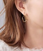 【フィービィー/phoebe】の2wayグレースツイストラインピアス ゴールド|ID: prp329100004498398 ipo3291000000031982165
