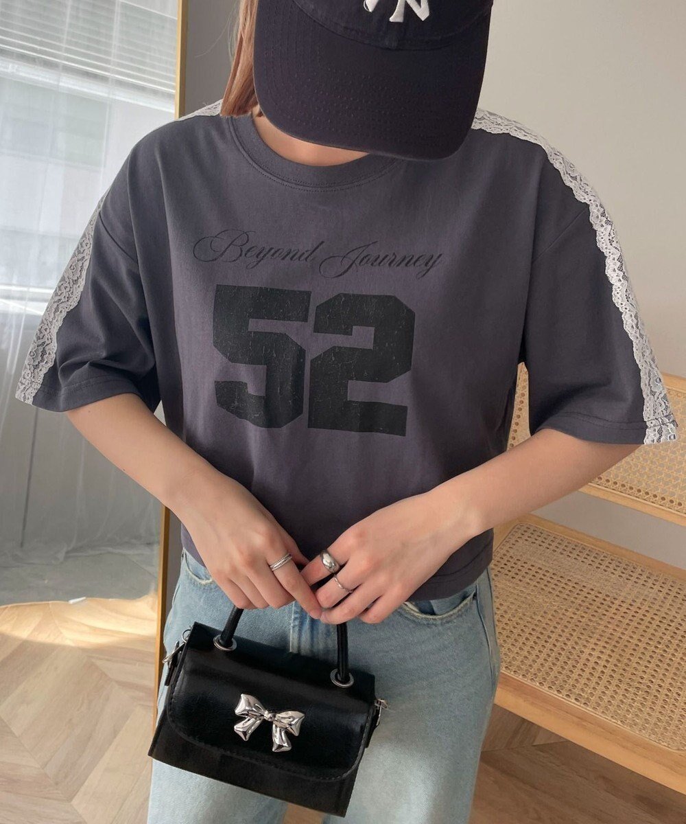 【ウィゴー/WEGO】のレースショルダーショートT インテリア・キッズ・メンズ・レディースファッション・服の通販 founy(ファニー) 　ファッション　Fashion　レディースファッション　WOMEN　トップス・カットソー　Tops/Tshirt　シャツ/ブラウス　Shirts/Blouses　ロング / Tシャツ　T-Shirts　カットソー　Cut and Sewn　カットソー　Cut And Sew　ショート　Short　スニーカー　Sneakers　スマホ　Smartphone　トレンド　Trend　ハーフ　Half　フリル　Frills　レース　Race　半袖　Short Sleeve　夏　Summer　春　Spring　S/S・春夏　Ss・Spring/Summer　スミクロ|ID: prp329100004500005 ipo3291000000032098068
