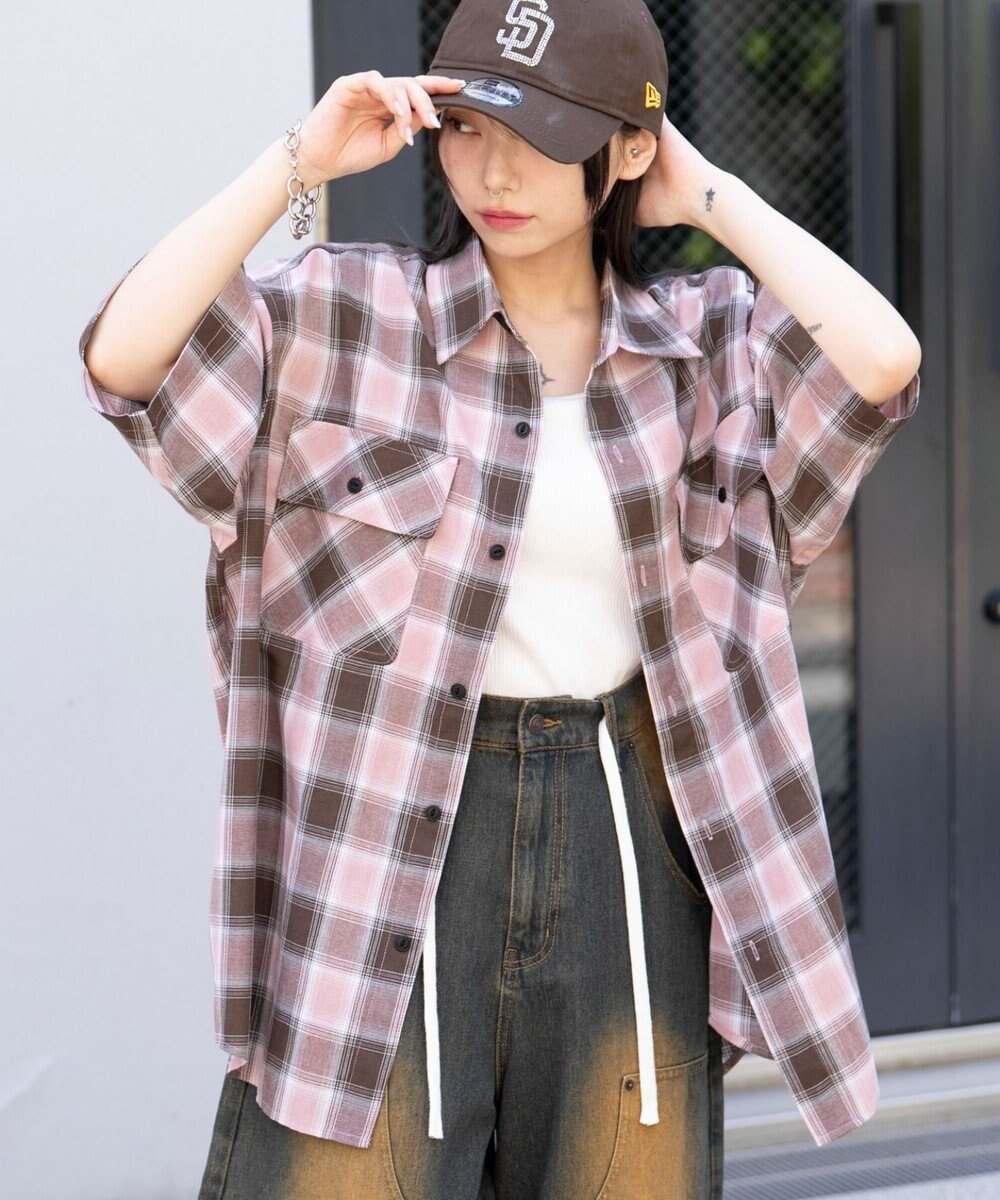 【ウィゴー/WEGO】の【ユニセックス着用ITEM/SMLサイズ展開】オンブレチェックシャツ(SS) インテリア・キッズ・メンズ・レディースファッション・服の通販 founy(ファニー) 　ファッション　Fashion　レディースファッション　Fashion for Women　トップス・カットソー　Cut & Sew Tops　シャツ・ブラウス・オフィスカジュアル　Elegant Blouses & Button-Ups　春　Spring　カーゴパンツ　Cargo Pants, Utility Pants　グラデーション　Gradient, Ombre　スマホ　Smartphone, Mobile Device　タンク　Tank Top, Sleeveless Top　チェック　Check, Plaid, Tartan　デニム　Denim, Jeans Material　トレンド　Trend, Trending Now　ビッグ　Big, Oversized　半袖　Short Sleeve, Half Sleeve　羽織　Haori, Light Jacket　ルーズ　Loose, Oversized　S/S・春夏　SS, Spring/Summer, Warm Season　再入荷　Restock / Back in Stock　おすすめ　Recommended / Our Picks　夏　Summer　柄7|ID: prp329100004500006 ipo3291000000033456415