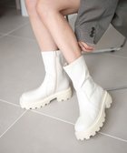 【ウィゴー/WEGO】の【XLサイズ展開あり】ストレッチショートブーツ 人気、トレンドファッション・服の通販 founy(ファニー) ファッション Fashion レディースファッション WOMEN インソール Insole クッション Cushion スマホ Smartphone フィット Fit A/W・秋冬 Aw・Autumn/Winter・Fw・Fall-Winter thumbnail オフホワイト|ID: prp329100004500053 ipo3291000000031749277