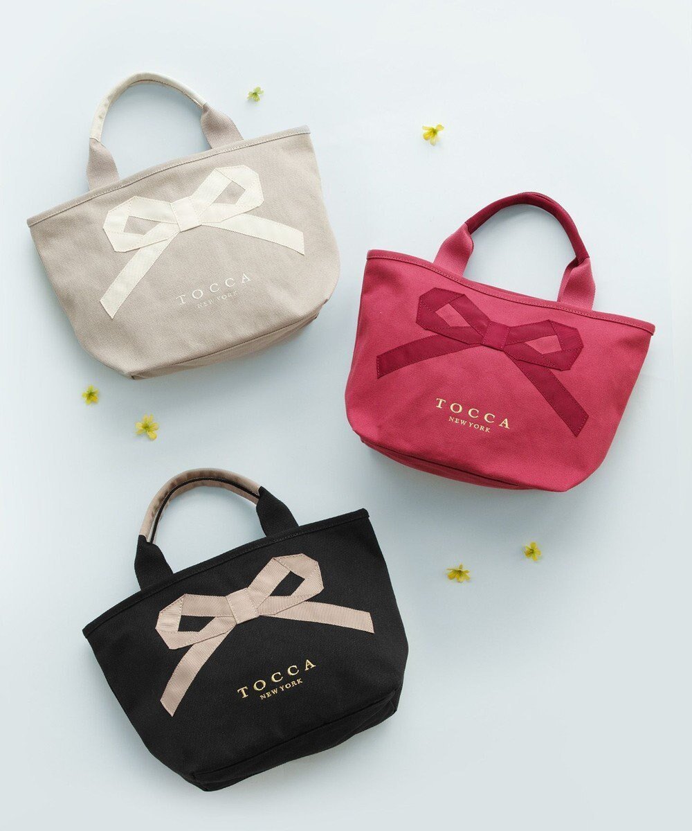 【トッカ/TOCCA】のMEMORIES OF TOCCA CANVAS TOTE トートバッグ インテリア・キッズ・メンズ・レディースファッション・服の通販 founy(ファニー) 　ファッション　Fashion　レディースファッション　Fashion for Women　バッグ　Bags　冬　Winter / This Winter　カラフル　Colorful Design　フェミニン　Feminine, Girly　ポケット　Pocket, Pocket Detail　モチーフ　Motif, Design Theme　リボン　Ribbon, Bow　人気　Popular, Best Seller　A/W・秋冬　Autumn/Winter　財布　Wallet, Purse　ビジネス 仕事 通勤　Business / Work / Commuting　レッド系|ID: prp329100004504041 ipo3291000000032372848