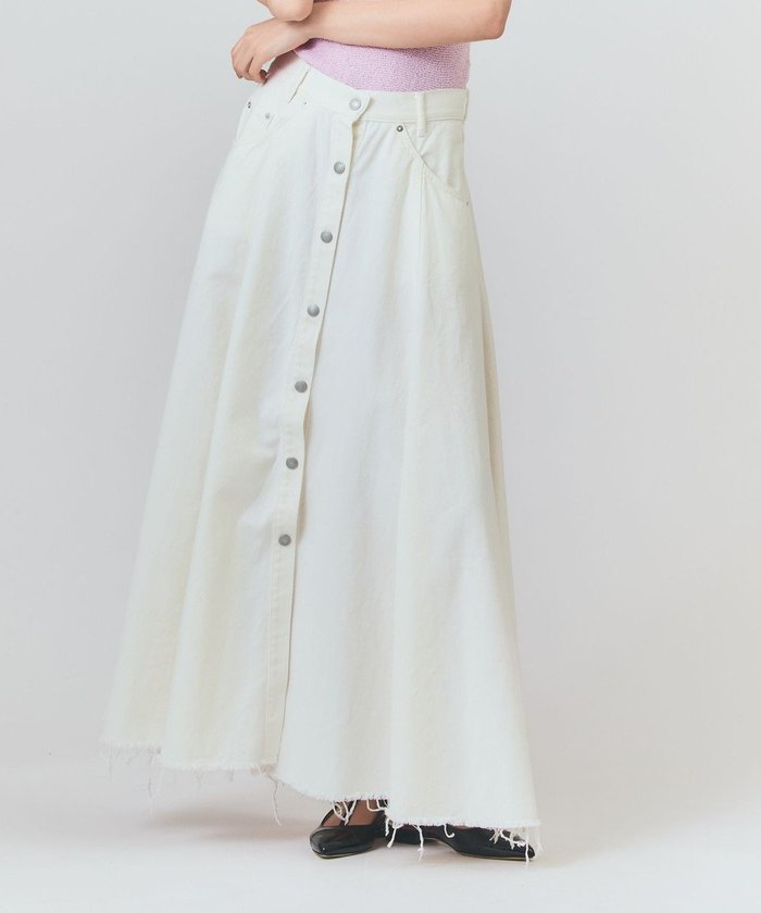 【グレース コンチネンタル/GRACE CONTINENTAL】のサーキュラーデニムスカート インテリア・キッズ・メンズ・レディースファッション・服の通販 founy(ファニー) https://founy.com/ ファッション Fashion レディースファッション Fashion for Women スカート Skirts デニムスカート・カジュアルスカート Denim Skirts おすすめ Recommended / Our Picks クロップド Cropped, Short Length サマー Summer, Summer Style デニム Denim, Jeans Material ドット Polka Dot, Dot Pattern パターン Pattern, Design Print フリンジ Fringe, Tassel フロント Front, Front Design リゾート Resort, Vacation Style 夏 Summer 春 Spring S/S・春夏 SS, Spring/Summer, Warm Season |ID: prp329100004504049 ipo3291000000032594400
