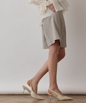 【グレース コンチネンタル/GRACE CONTINENTAL】のストライプショートパンツ 人気、トレンドファッション・服の通販 founy(ファニー) ファッション Fashion レディースファッション Fashion for Women パンツ Pants & Trousers ショートパンツ・ハーフパンツ High-Waisted & Relaxed Shorts ショート Short, Short Length ストライプ Stripe, Striped Pattern ストレート Straight, Straight Cut セットアップ Set-Up, Coordinated Outfit センター Center, Center Line 夏 Summer 春 Spring S/S・春夏 SS, Spring/Summer, Warm Season |ID:prp329100004504053