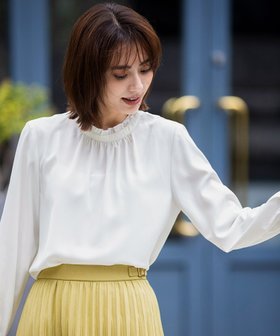 【エニィ スィス/any SiS】の【洗える】フリルネックスタンド ブラウス 人気、トレンドファッション・服の通販 founy(ファニー) ファッション Fashion レディースファッション Fashion for Women トップス・カットソー Cut & Sew Tops シャツ・ブラウス・オフィスカジュアル Elegant Blouses & Button-Ups インナー Innerwear 洗える Machine Washable カーディガン Cardigan, Knitwear ジョーゼット Georgette, Semi-Sheer Fabric スリット Slit, Slit Detail トレンド Trend, Trending Now 定番 Standard, Basic Item 人気 Popular, Best Seller フリル Frill, Ruffle A/W・秋冬 Autumn/Winter 新作・新入荷 New Arrivals / New In おすすめ Recommended / Our Picks エレガント 上品 Elegant ビジネス 仕事 通勤 Business / Work / Commuting |ID:prp329100004504674