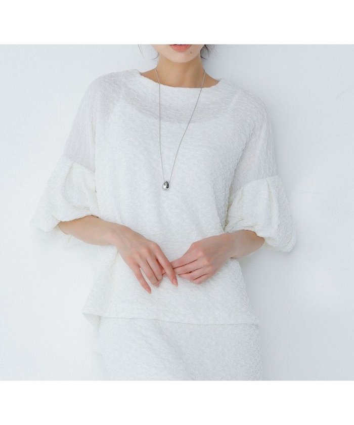 【ハッシュニュアンス/#Newans】の【金子綾さんインスタライブご紹介アイテム】【洗える/セットアップ可能】ふくれジャガード パフスリーブブラウス インテリア・キッズ・メンズ・レディースファッション・服の通販 founy(ファニー) https://founy.com/ ファッション Fashion レディースファッション Fashion for Women トップス・カットソー Cut & Sew Tops シャツ・ブラウス・オフィスカジュアル Elegant Blouses & Button-Ups ロングTシャツ・Tシャツ Longline T-Shirts & Tees カットソー・ベーシックTシャツ Cut-and-Sewn Tops / Stretch Tees & Basics セットアップ Matching Sets レディーストップス・ブラウス Tops & Blouses / Assorted Women's Tops おすすめ Recommended / Our Picks カットソー Cut and Sewn Top シルバー Silver, Metallic Silver スリーブ Sleeve, Long Sleeve / Short Sleeve セットアップ Set-Up, Coordinated Outfit タイトスカート Pencil Skirt, Tight Skirt バルーン Balloon, Balloon Silhouette 夏 Summer 春 Spring S/S・春夏 SS, Spring/Summer, Warm Season 洗える Machine Washable |ID: prp329100004504985 ipo3291000000033578085