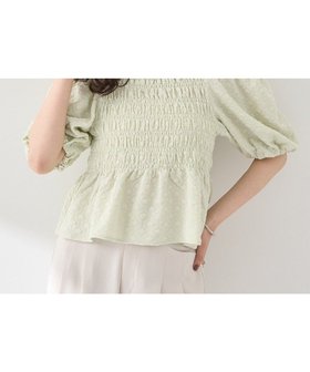 【アースミュージックアンドエコロジー/earth music&ecology】の2wayオフショルジャガードブラウス 人気、トレンドファッション・服の通販 founy(ファニー) ファッション Fashion レディースファッション Fashion for Women トップス・カットソー Cut & Sew Tops シャツ・ブラウス・オフィスカジュアル Elegant Blouses & Button-Ups おすすめ Recommended / Our Picks シャーリング Shirring, Ruched フェミニン Feminine, Girly ボトム Bottoms, Lower Wear ポケット Pocket, Pocket Detail 夏 Summer 春 Spring S/S・春夏 SS, Spring/Summer, Warm Season |ID:prp329100004506724