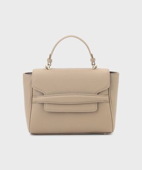 【グレース コンチネンタル/GRACE CONTINENTAL】のフラップショルダーバッグ 人気、トレンドファッション・服の通販 founy(ファニー) ファッション Fashion レディースファッション WOMEN バッグ Bag エレガント 上品 Elegant クラッチ Clutch ハンドバッグ Handbag フェイス Face フラップ Flap |ID:prp329100004508453