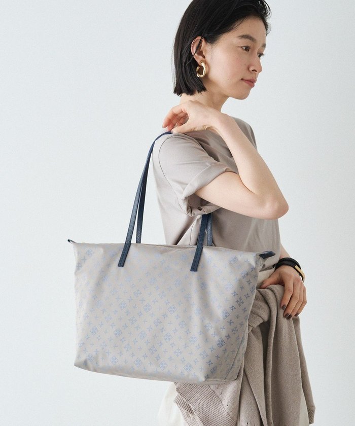 【ラシット/russet】の【2025SS新作】ファスナー付きナイロントートバッグ(CE-1568) インテリア・キッズ・メンズ・レディースファッション・服の通販 founy(ファニー) https://founy.com/ ファッション Fashion レディースファッション WOMEN バッグ Bag 軽量 Lightweight スマート Smart 財布 Wallet ポケット Pocket 再入荷 Restock/Back In Stock/Re Arrival おすすめ Recommend 日本製 Made In Japan エレガント 上品 Elegant ビジネス 仕事 通勤 Business 2025年 2025 2025春夏・S/S Ss,Spring/Summer,2025 |ID: prp329100004508497 ipo3291000000031827755