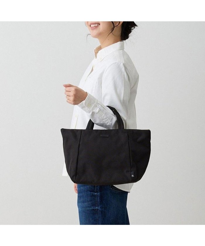 【ルートート/ROOTOTE】の1037【超軽量撥水素材】SN.デリ.ライトウォーターリペレント-G インテリア・キッズ・メンズ・レディースファッション・服の通販 founy(ファニー) https://founy.com/ ファッション Fashion レディースファッション WOMEN バッグ Bag カメラ Camera 傘 Umbrella 軽量 Lightweight シンプル Simple スマート Smart 財布 Wallet ハンド Hand ポケット Pocket ポーチ Pouch おすすめ Recommend NEW・新作・新着・新入荷 New Arrivals |ID: prp329100004509323 ipo3291000000031973539