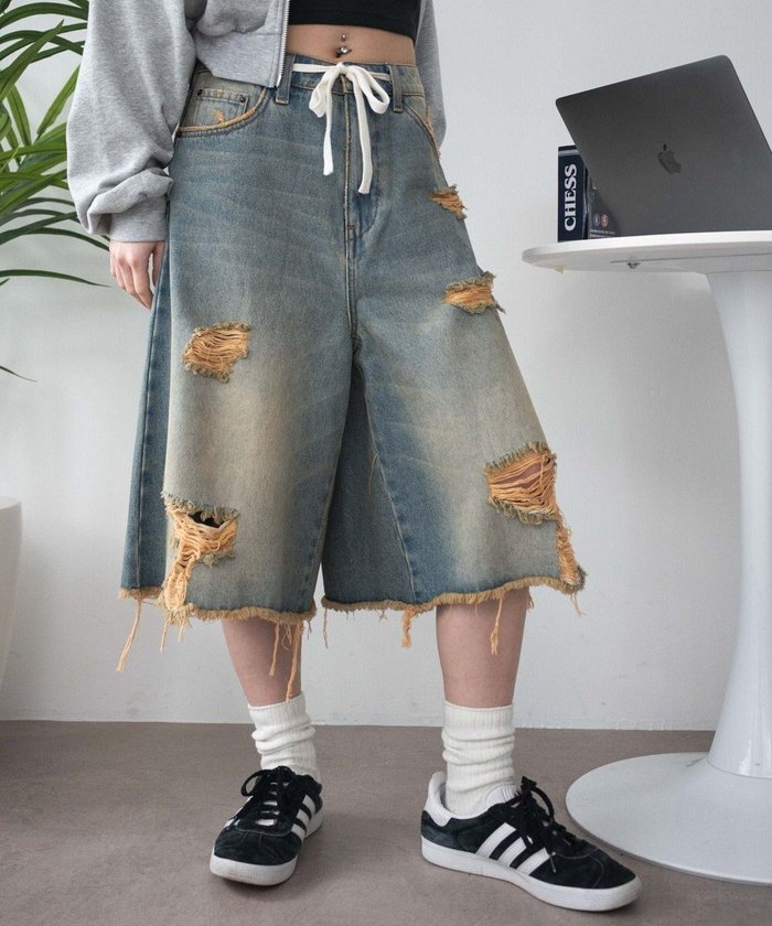 【ウィゴー/WEGO】の【SMサイズ展開】ヴィンテージウォッシュダメージバギーハーフパンツ インテリア・キッズ・メンズ・レディースファッション・服の通販 founy(ファニー) https://founy.com/ ファッション Fashion レディースファッション WOMEN パンツ Pants デニムパンツ Denim Pants ハーフ / ショートパンツ Short Pants オフショル Off Shoulder 春 Spring 秋 Autumn/Fall ガーリー Girly コンパクト Compact サマー Summer シンプル Simple ストレート Straight スマホ Smartphone ダメージ Damage デニム Denim トレンド Trend ドローコード Draw Cord バランス Balance ボトム Bottom 冬 Winter S/S・春夏 Ss・Spring/Summer 夏 Summer |ID: prp329100004509389 ipo3291000000031838426