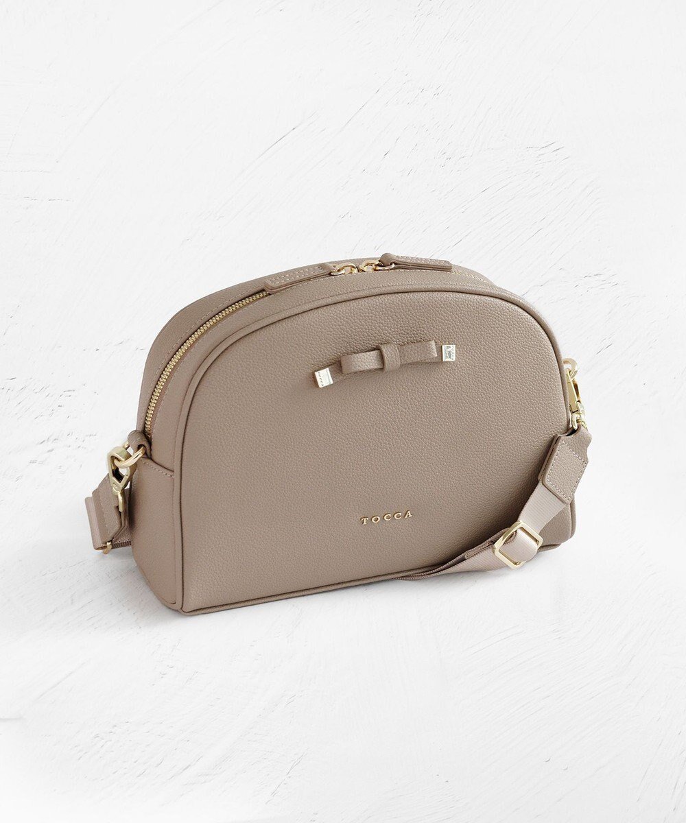 【トッカ/TOCCA】のLUNAE LEATHER MINIBAG ショルダーバッグ インテリア・キッズ・メンズ・レディースファッション・服の通販 founy(ファニー) 　ファッション　Fashion　レディースファッション　Ladies' Fashion Online　バッグ　Bag　コンパクト　Compact　ショルダー　Shoulder　ジップ　Zip　財布　Wallet　ハーフ　Half　フェミニン　Feminine　フォルム　Form　フロント　Front　ポケット　Pocket　モチーフ　Motif　リボン　Ribbon　S/S・春夏　Ss・Spring/Summer　おすすめ　Recommend　夏　Summer　エレガント 上品　Elegant　2025年　2025　2025春夏・S/S　Ss,Spring/Summer,2025　ベージュ系|ID: prp329100004511108 ipo3291000000032676227