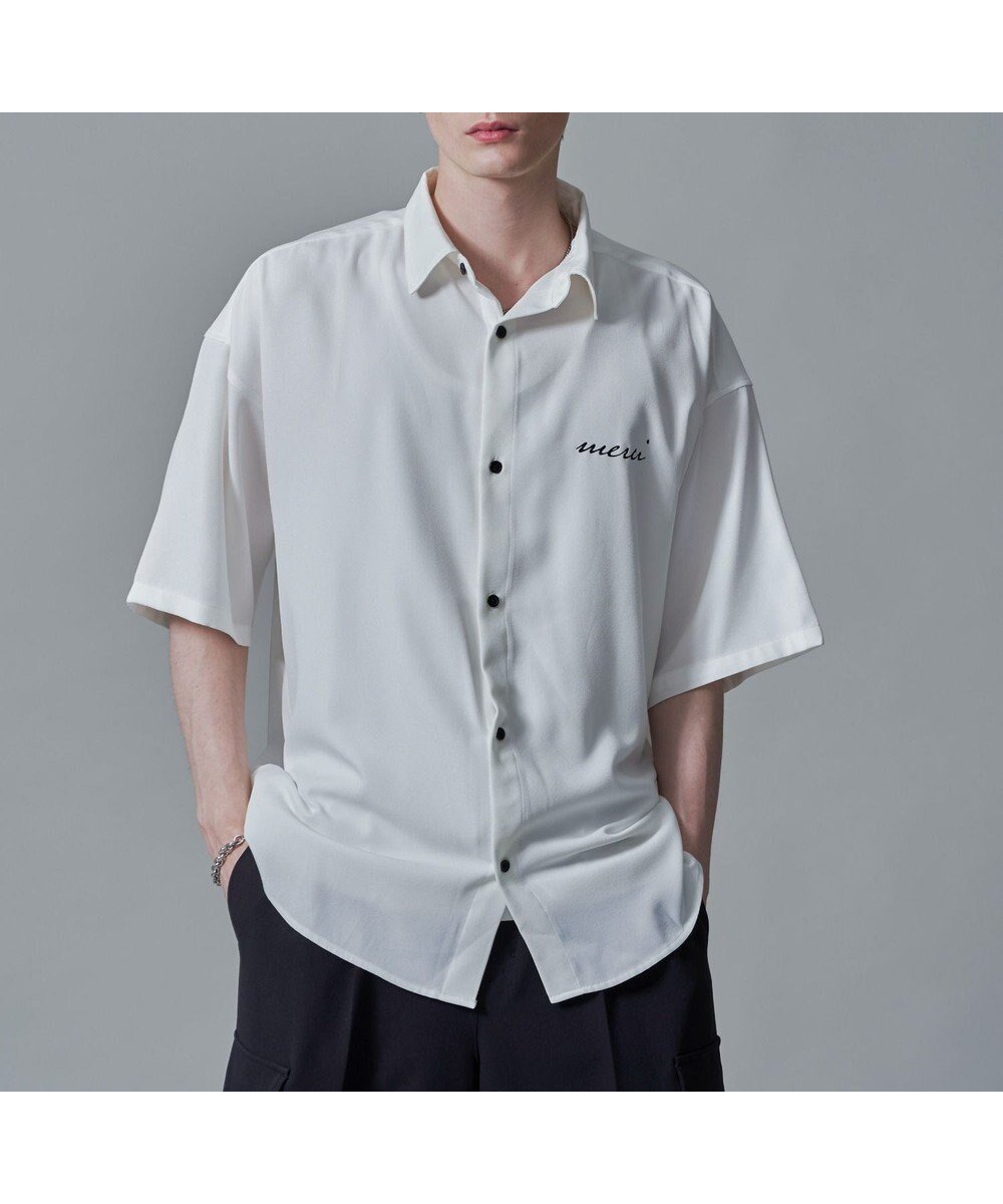 【ウィゴー/WEGO / MEN】の【速乾/しわになりにくい/MLサイズ展開】アムンゼンワンポイントBIGシャツ(SS) インテリア・キッズ・メンズ・レディースファッション・服の通販 founy(ファニー) 　ファッション　Fashion　メンズファッション　Fashion for Men　トップス・カットソー　Cut & Sew Tops　メンズシャツ　Shirts　春　Spring　シンプル　Simple, Minimal　スマホ　Smartphone, Mobile Device　スラックス　Slacks, Dress Pants　タンク　Tank Top, Sleeveless Top　定番　Standard, Basic Item　ビッグ　Big, Oversized　フレア　Flare, Flared　ベーシック　Basic, Essential　半袖　Short Sleeve, Half Sleeve　無地　Plain, Solid Color　ワンポイント　One Point, Statement Accent　S/S・春夏　SS, Spring/Summer, Warm Season　おすすめ　Recommended / Our Picks　夏　Summer　ホワイト|ID: prp329100004512360 ipo3291000000033511592
