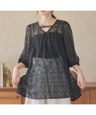 【アースミュージックアンドエコロジー/earth music&ecology】のパフスリーブ楊柳刺繍チュニック Black|ID: prp329100004514123 ipo3291000000031893198