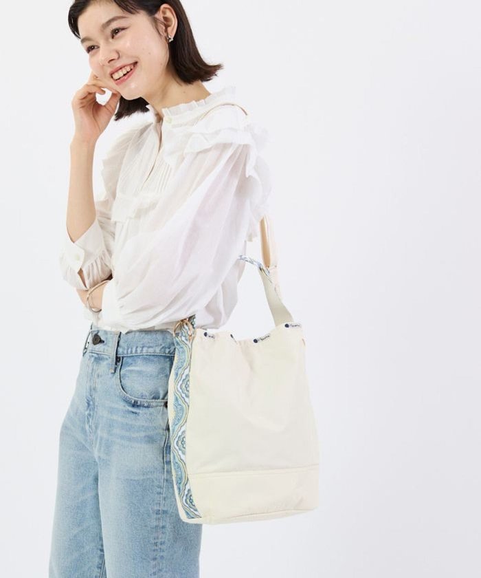 【レスポートサック/LeSportsac】のCONVERTIBLE BUCKET BAG/サンドヴォヤージュ インテリア・キッズ・メンズ・レディースファッション・服の通販 founy(ファニー) https://founy.com/ ファッション Fashion レディースファッション WOMEN イエロー Yellow エレガント 上品 Elegant バケツ Bucket ペイズリー Paisley ポケット Pocket マグネット Magnet 手帳 Pocket Book |ID: prp329100004514358 ipo3291000000031894492